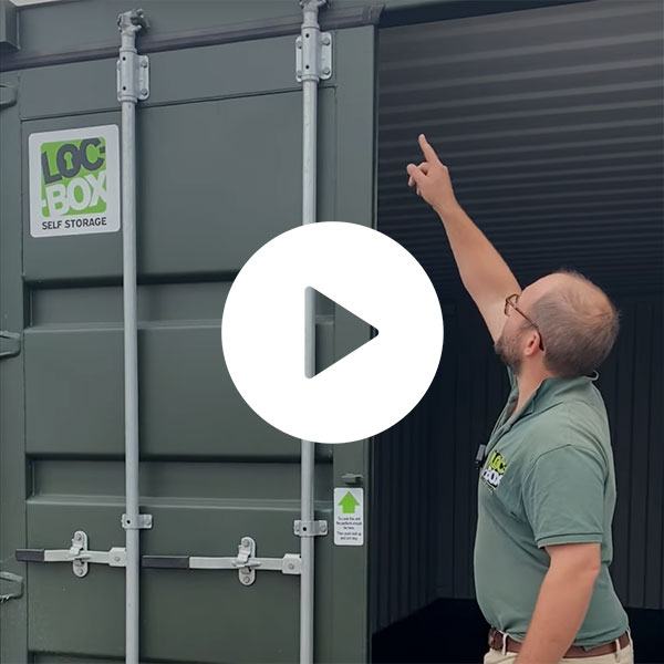 closing storage container